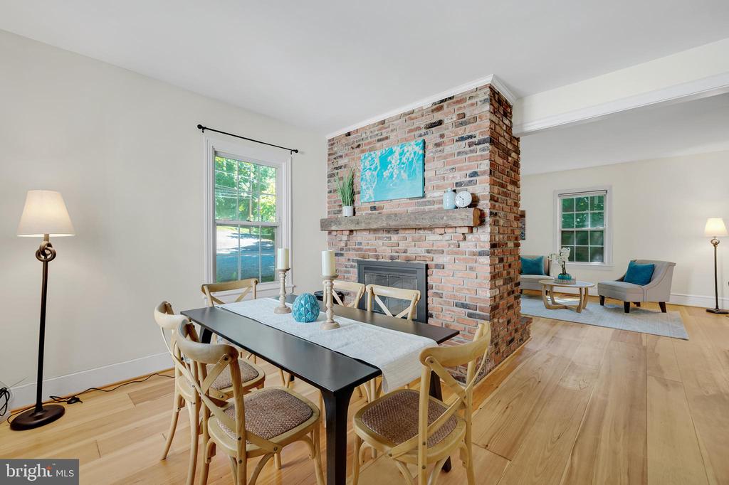 2418 FOREST GLEN ROAD