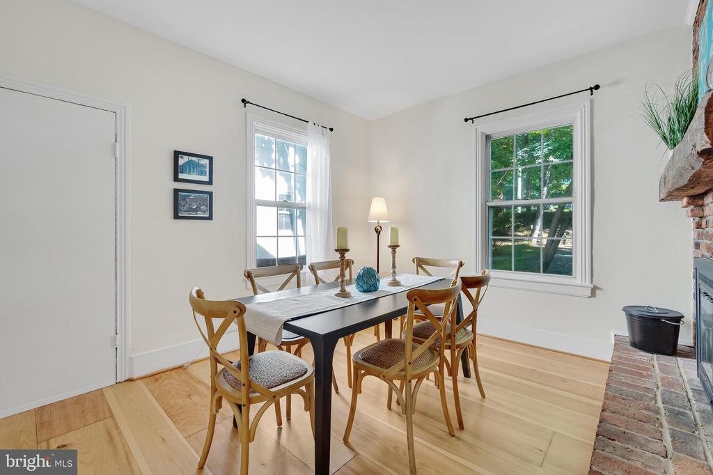 2418 FOREST GLEN ROAD