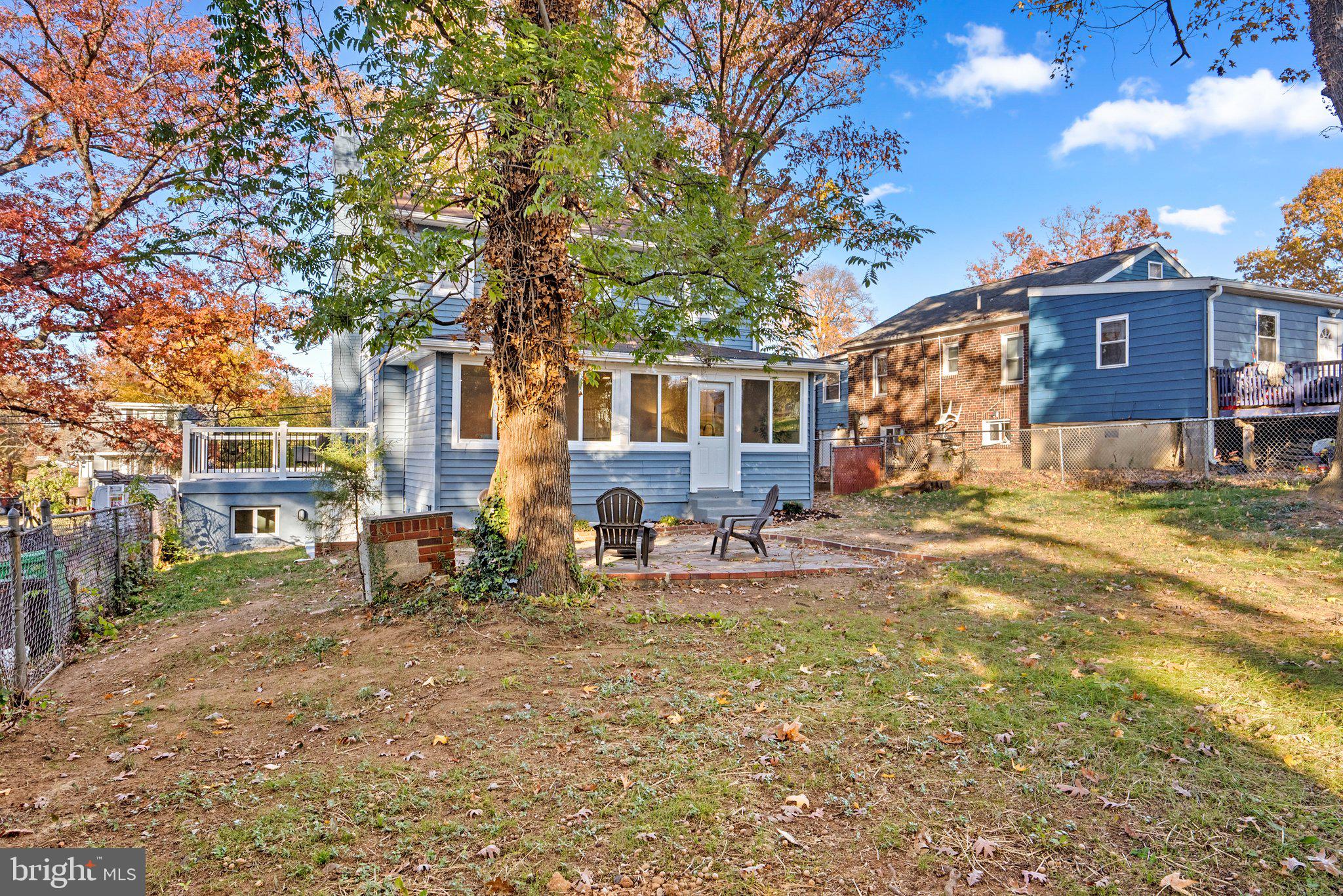 5813 Quintana STREET