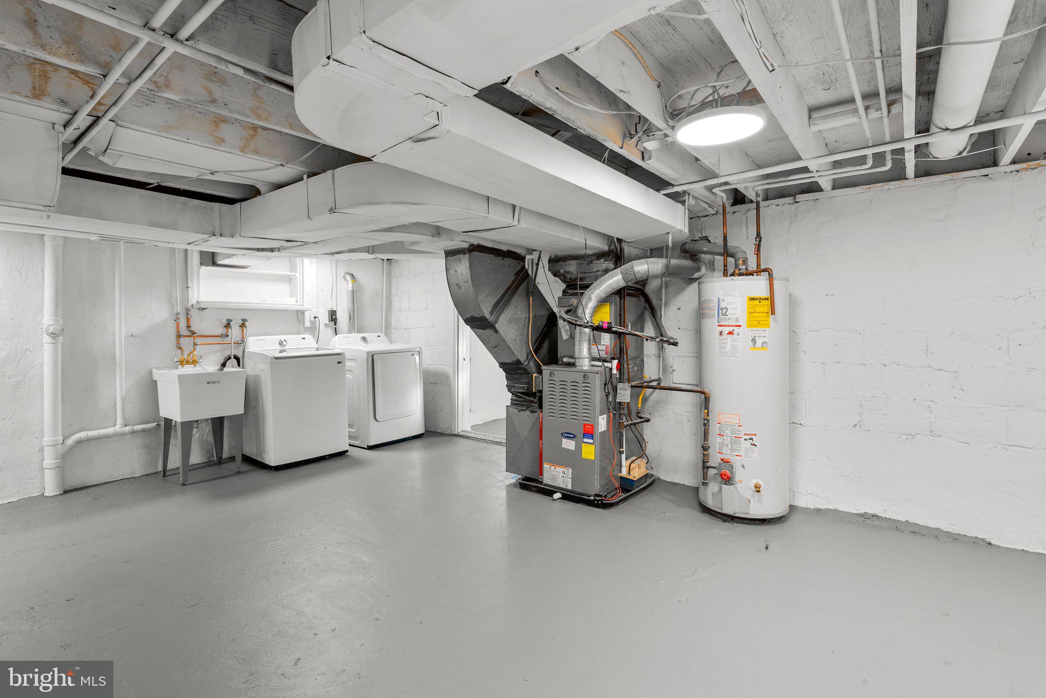 5813 Quintana STREET