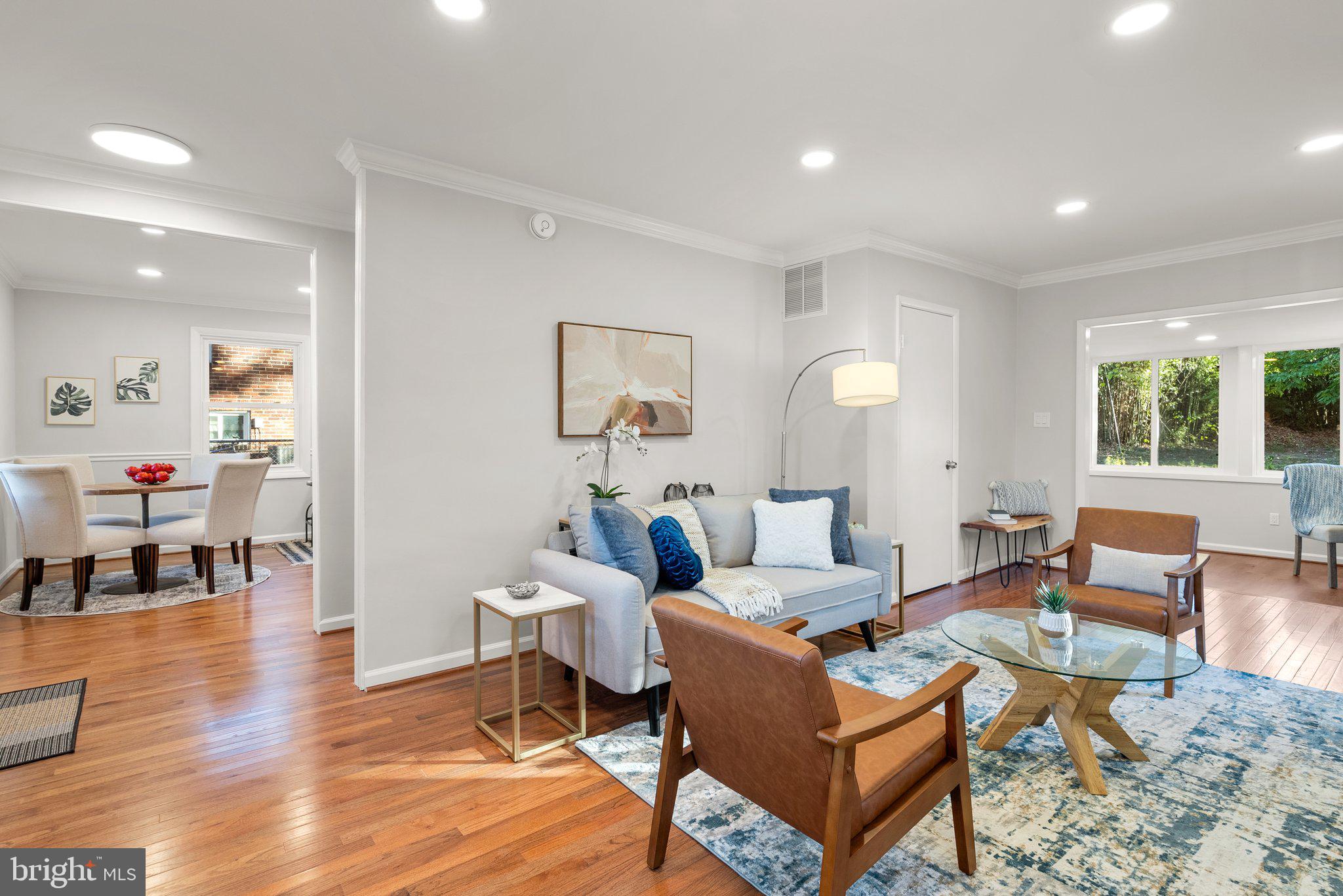 5813 Quintana STREET