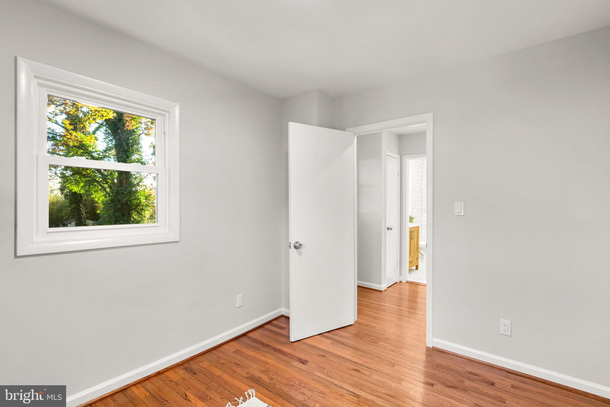 5813 Quintana STREET