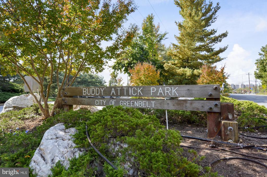 24-M Ridge Rd