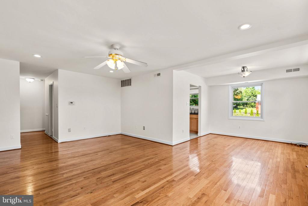 9808 47th Pl #201