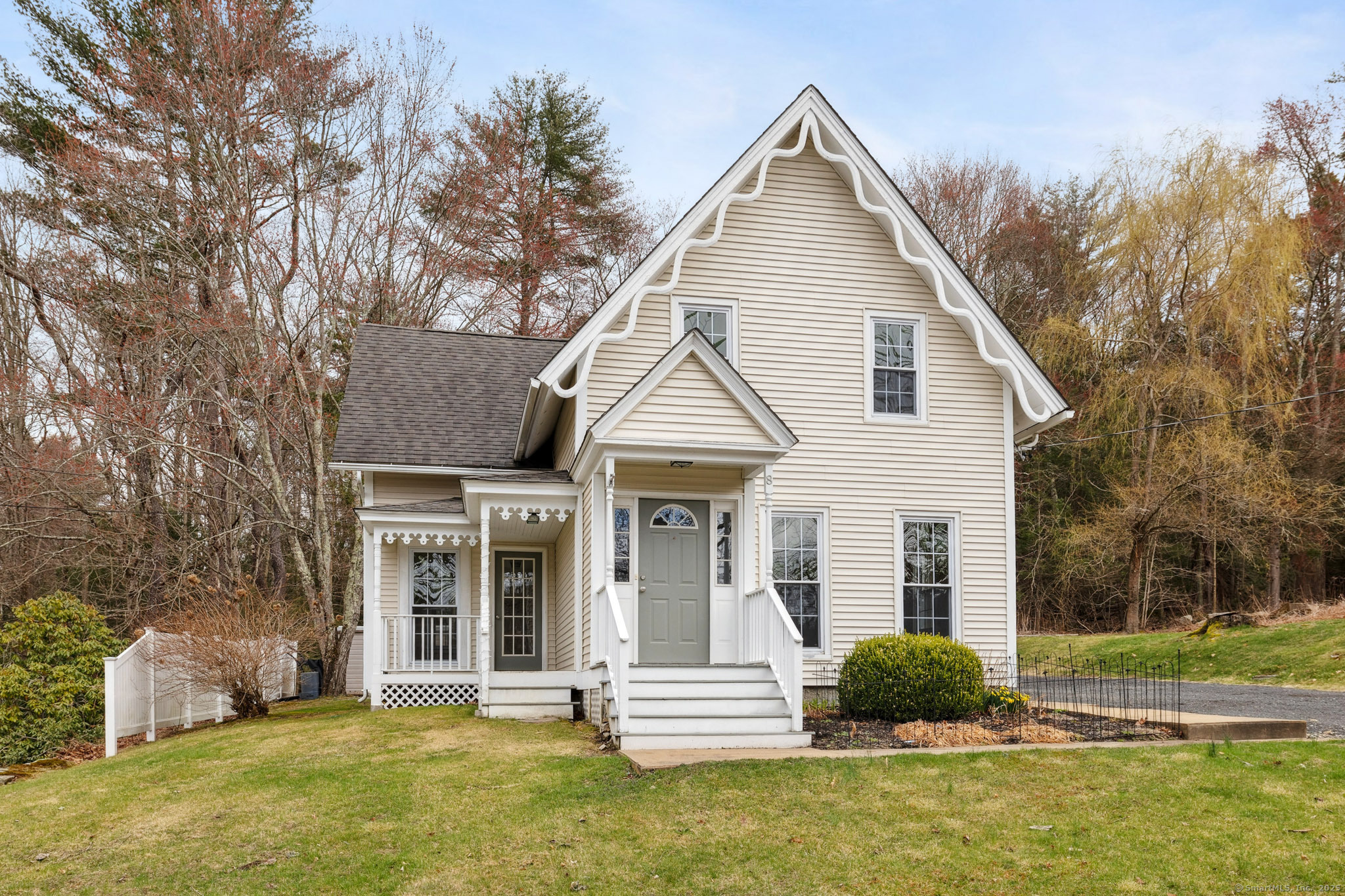 8 Conklin Road