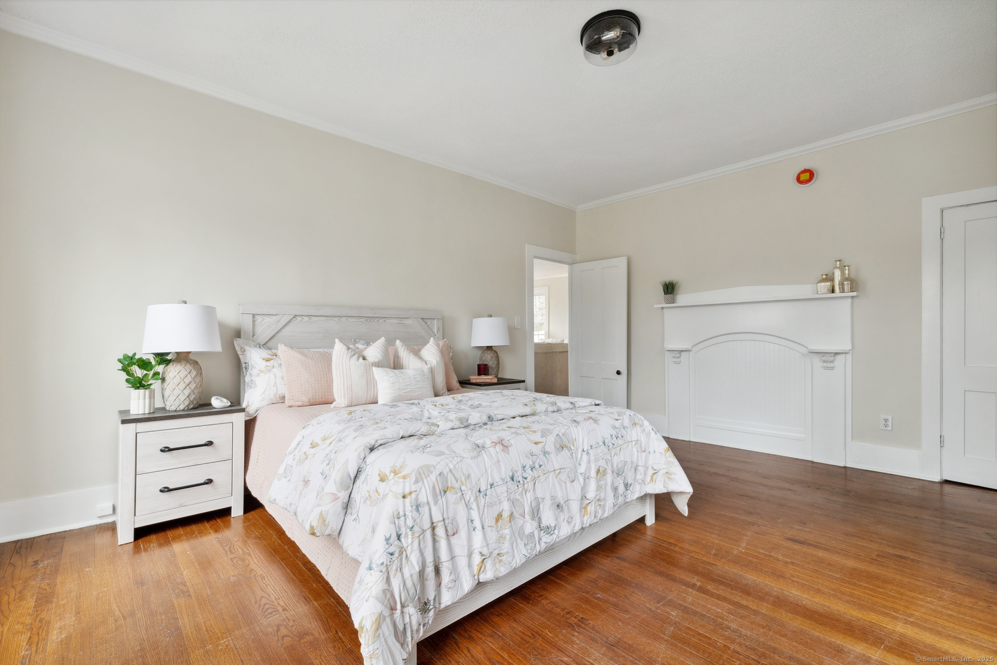 8 Conklin Road