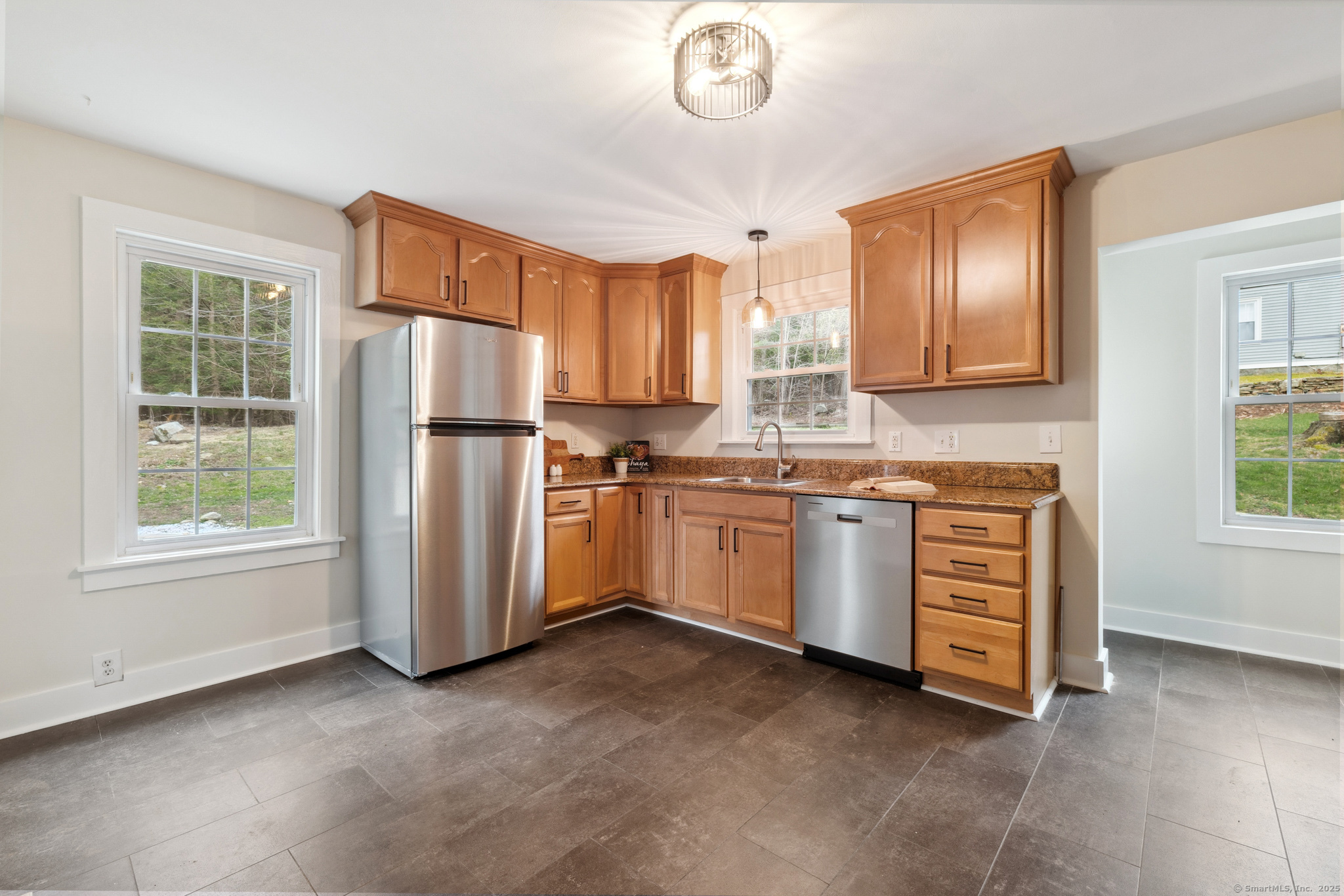 8 Conklin Road