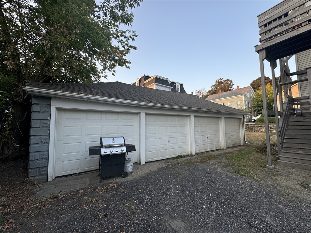 28 Mechanic St