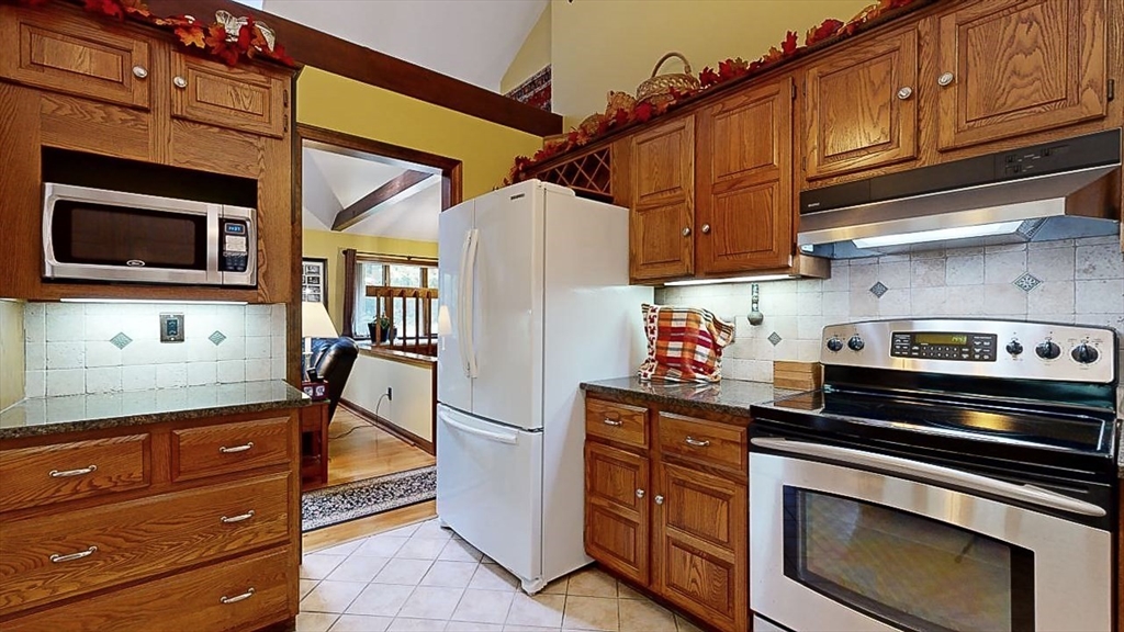 101 Brentwood Dr