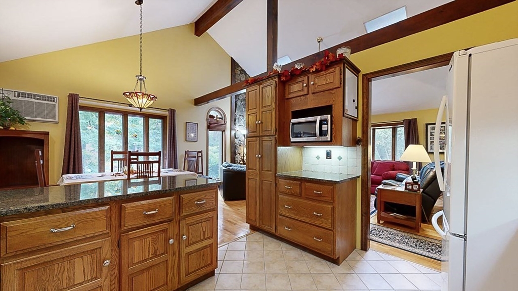 101 Brentwood Dr