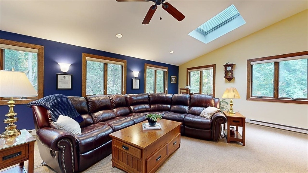 101 Brentwood Dr