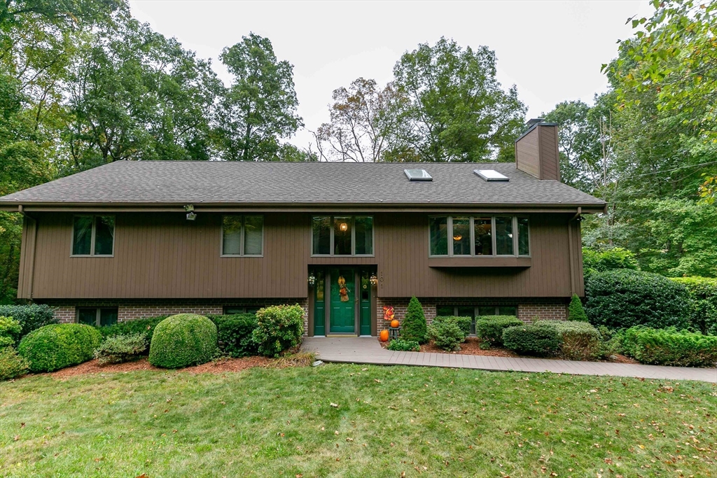 101 Brentwood Dr