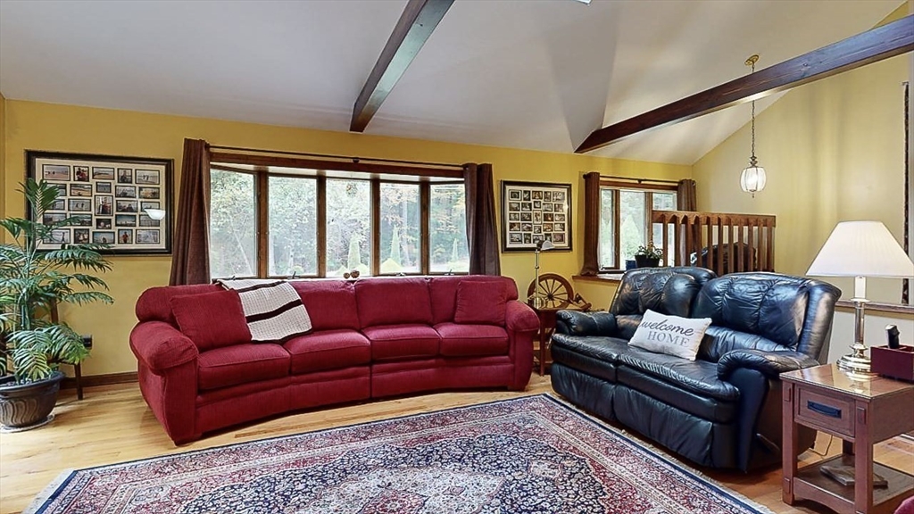 101 Brentwood Dr