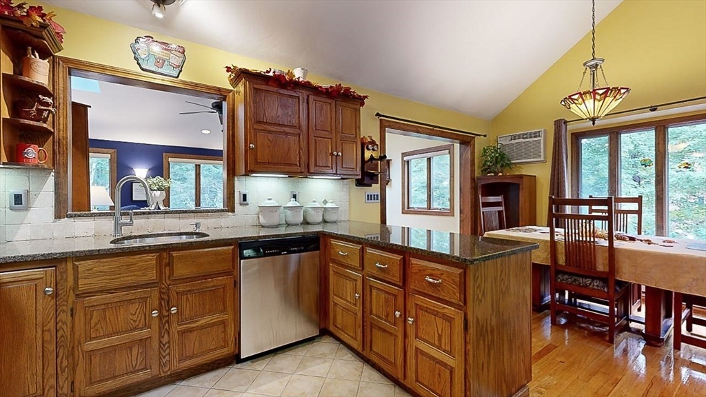 101 Brentwood Dr
