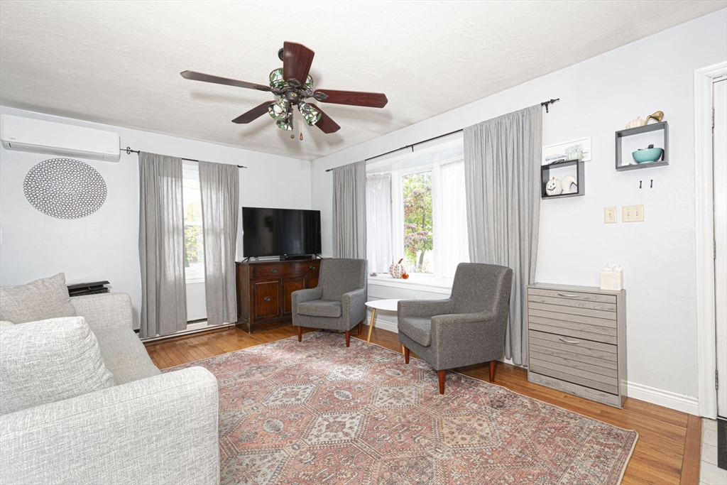 32 Goddard Memorial Dr