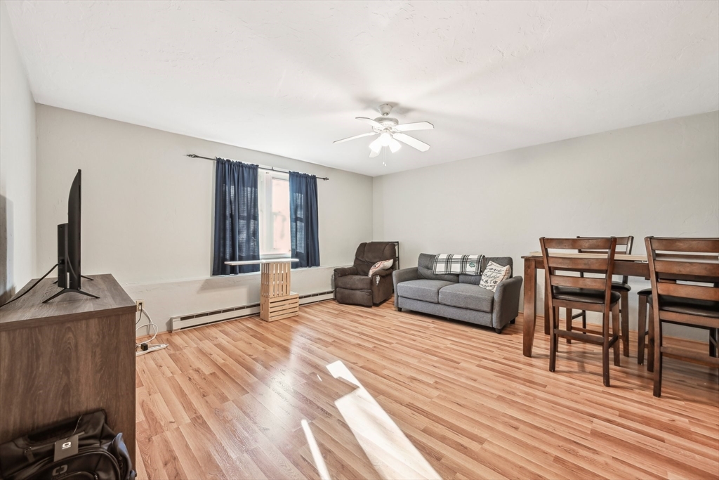 48 Gibbs St # 1D