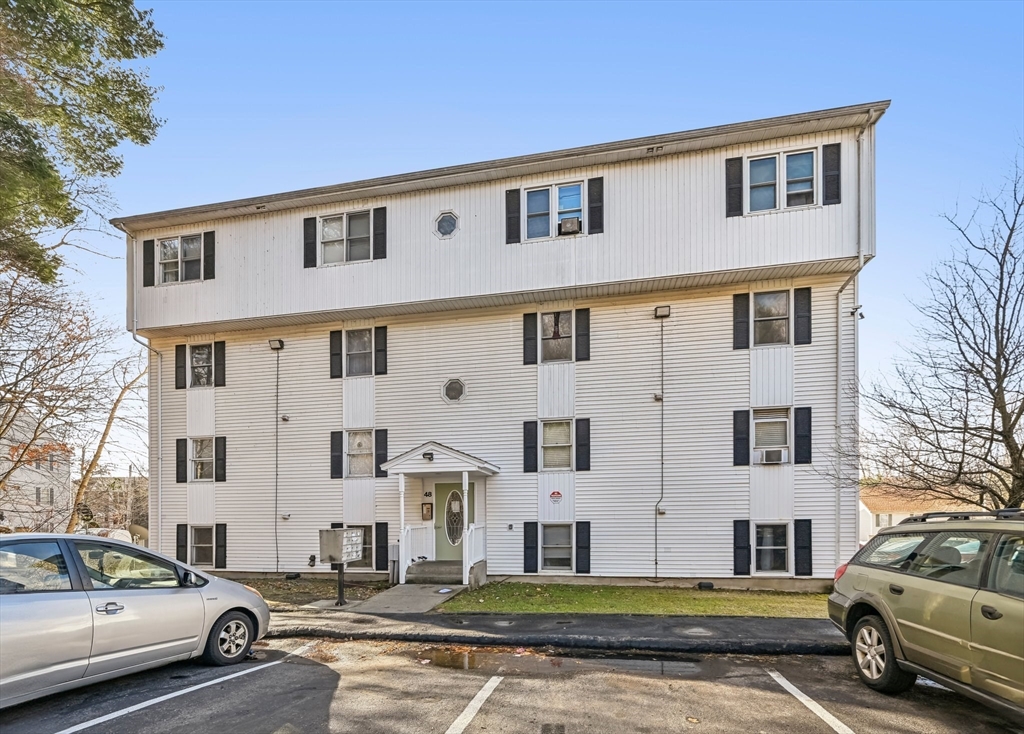 48 Gibbs St # 1D