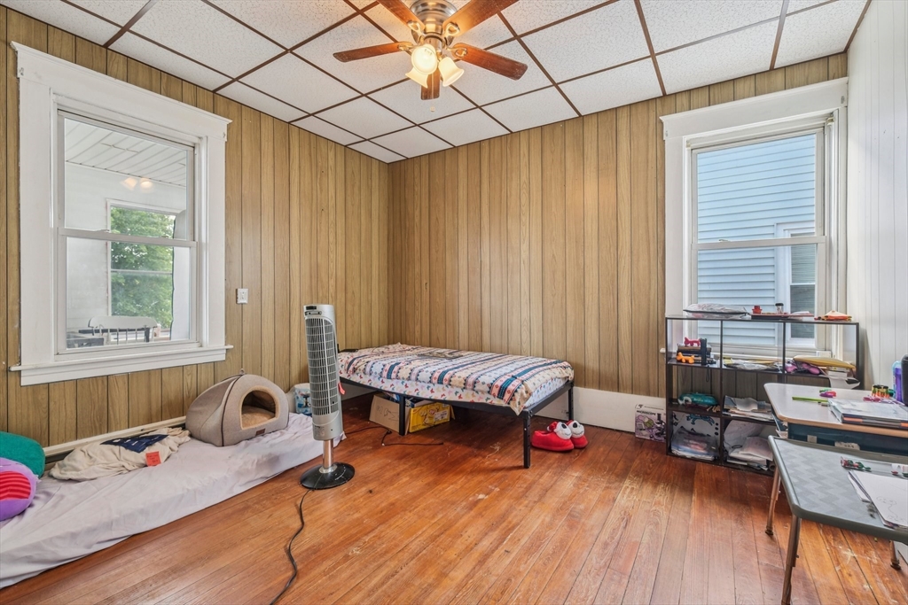 35 Edwards St