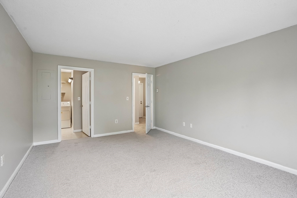 10 Rutledge St # 2H