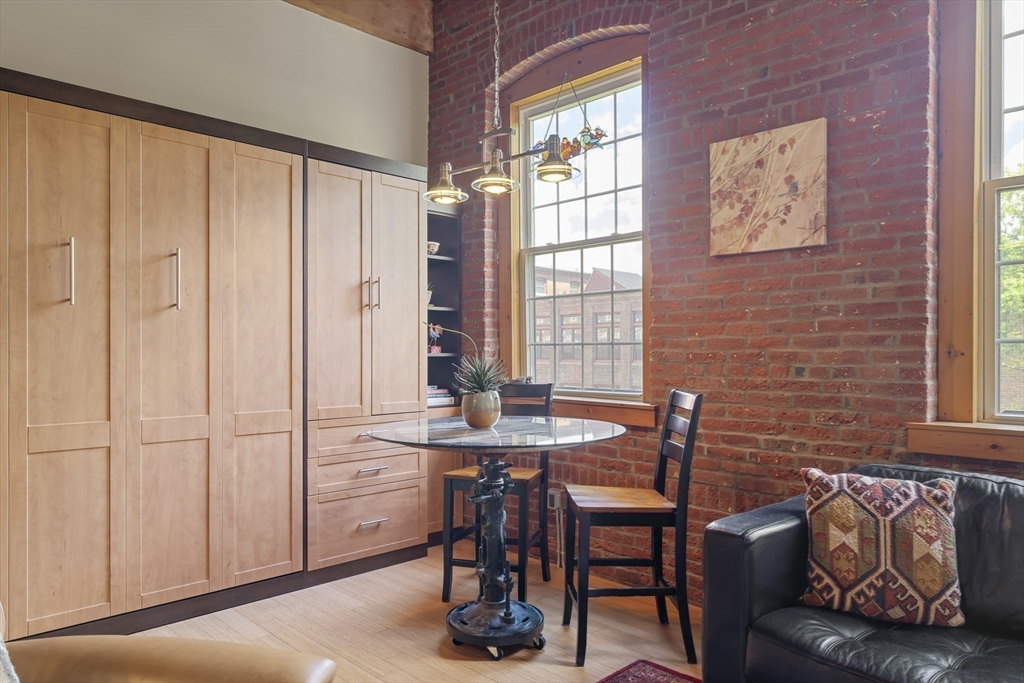 1511 Main St # C305
