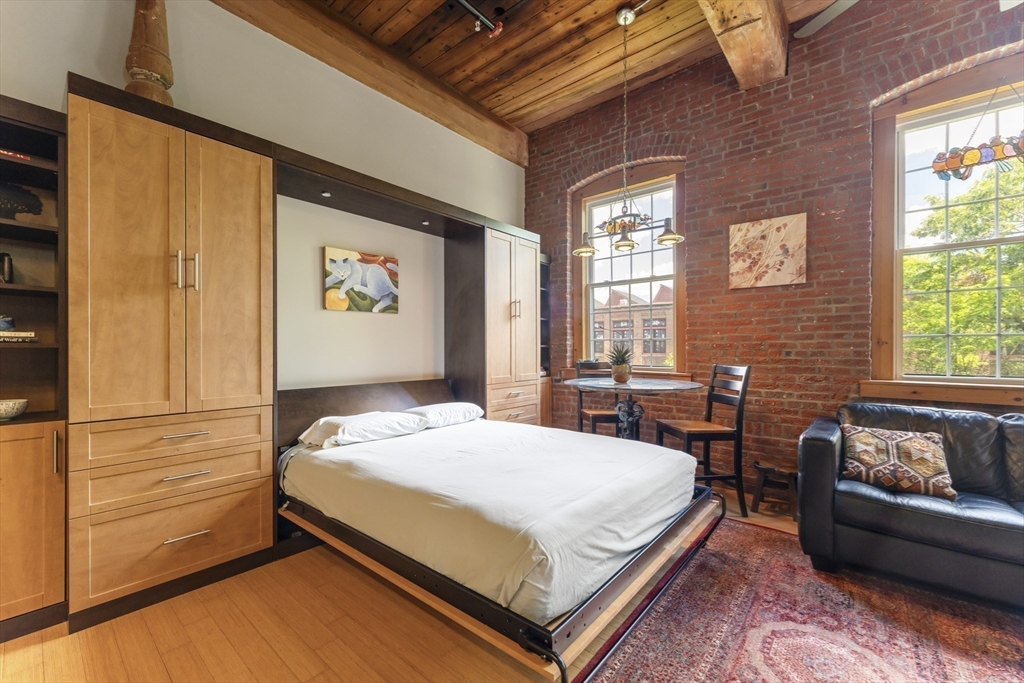 1511 Main St # C305
