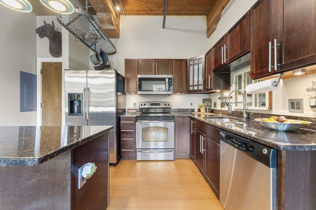 1511 Main St # C305