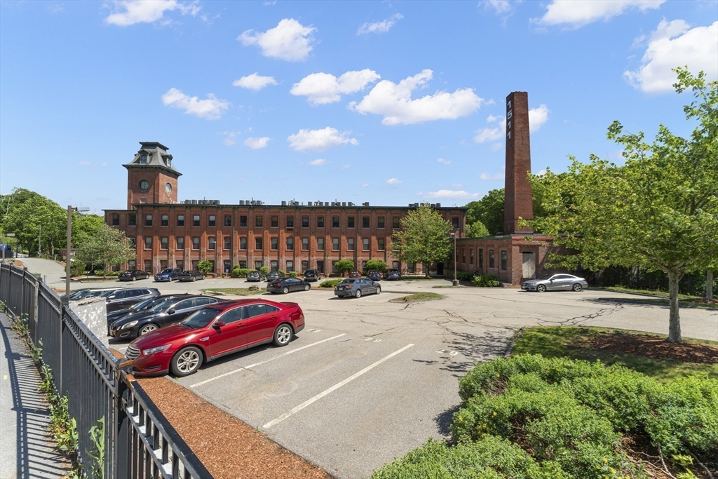 1511 Main St # C305