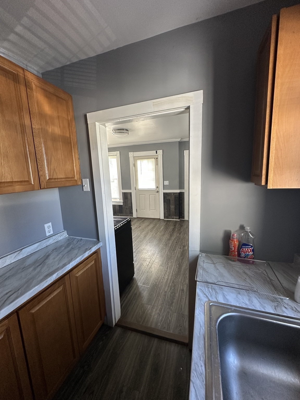 8 Highland St # 1