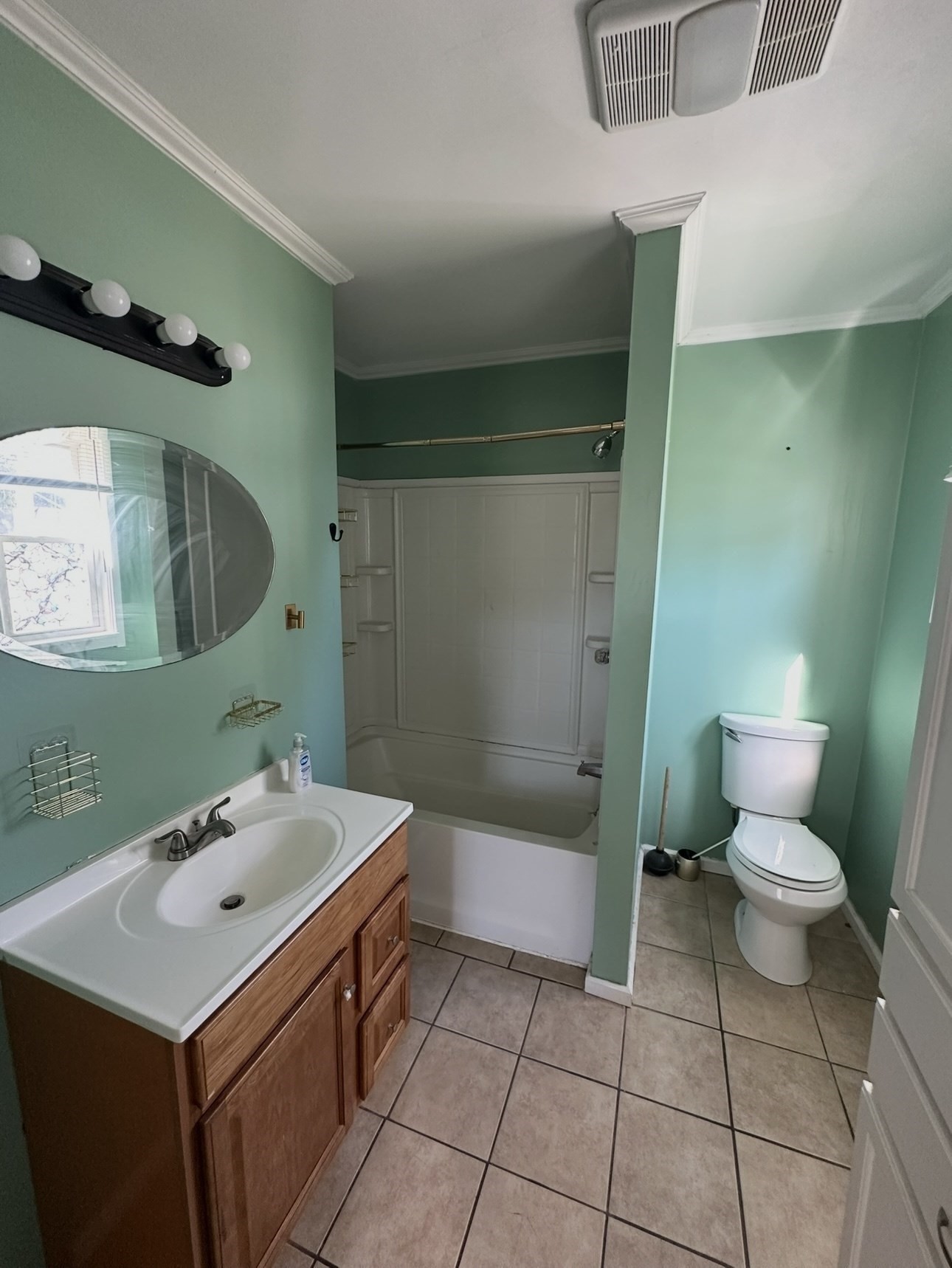 8 Highland St # 1
