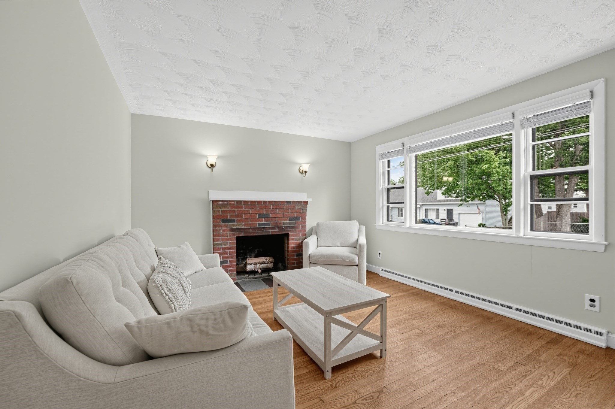 106 Paul St