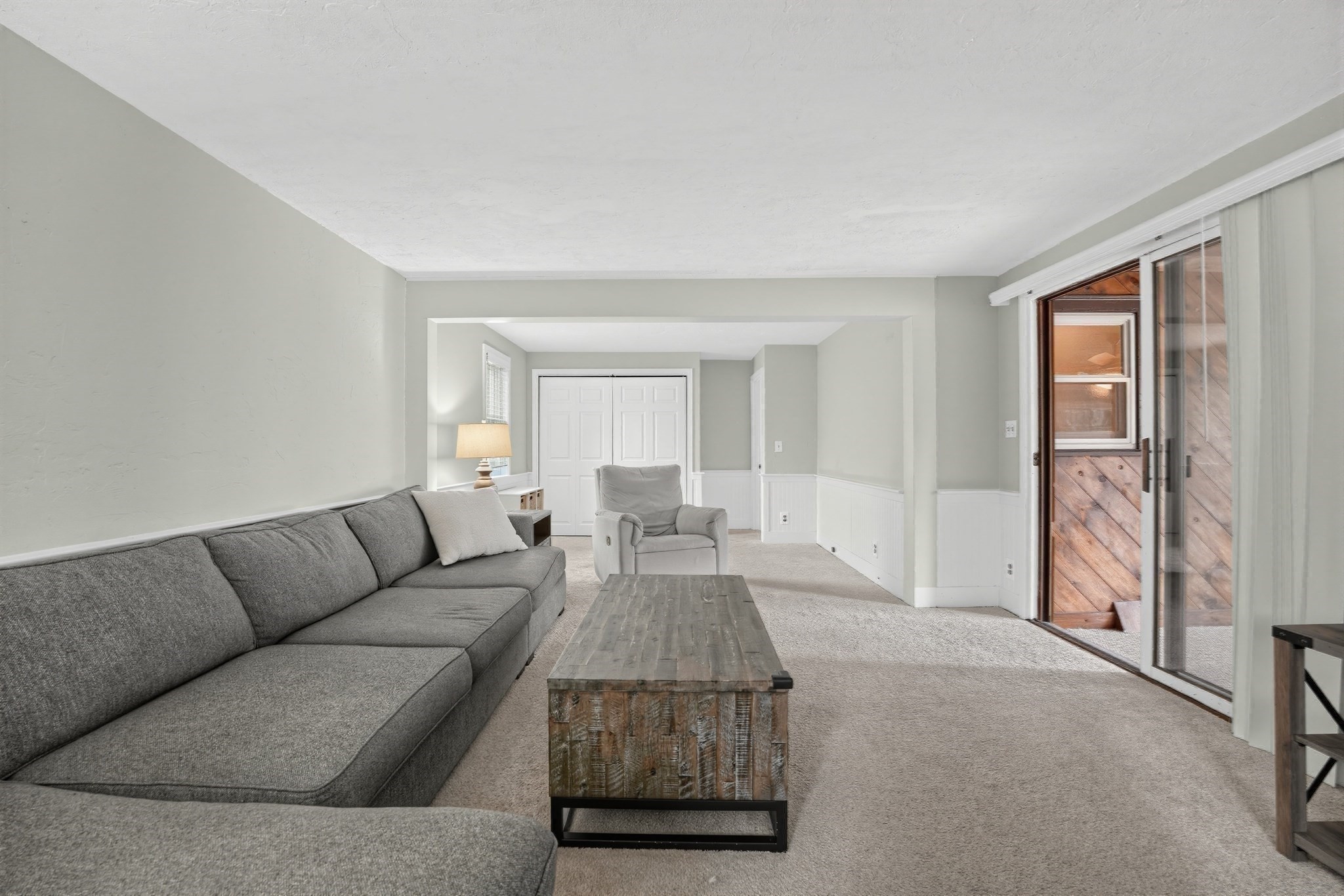 106 Paul St