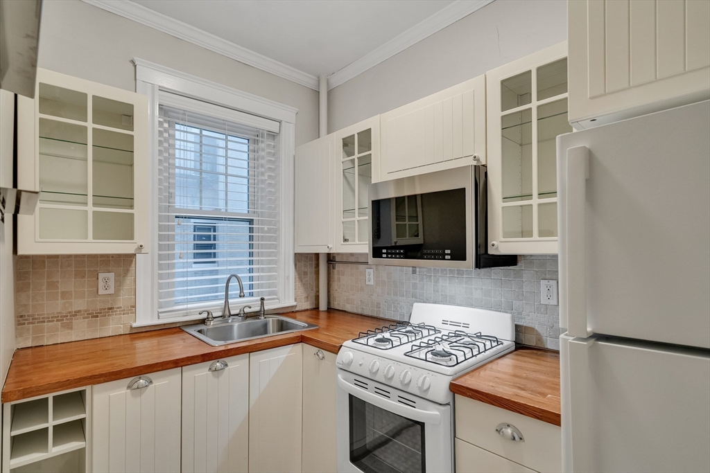 315 Allston St # 1