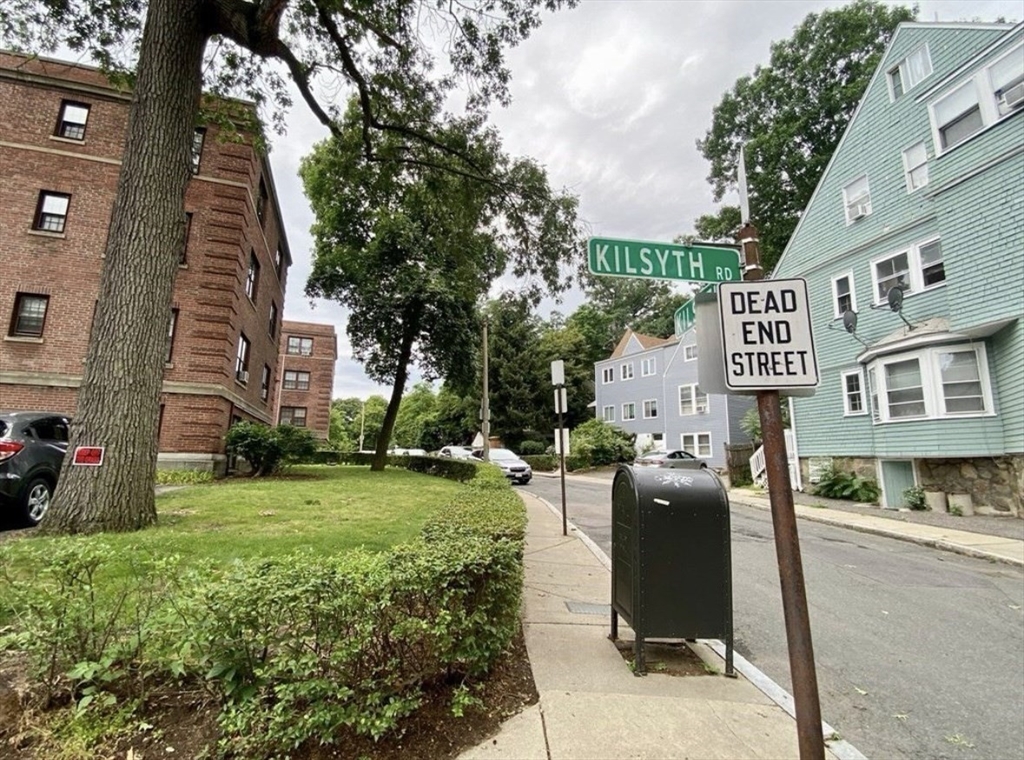 12 Kilsyth Terrace # 42