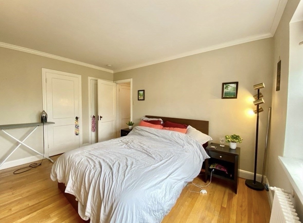 12 Kilsyth Terrace # 42