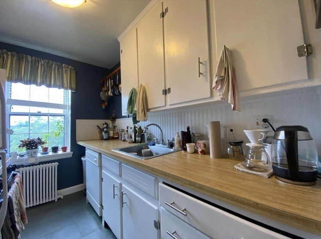 12 Kilsyth Terrace # 42