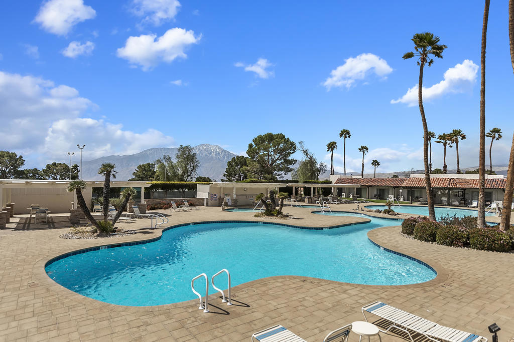 64451 Brae Burn Avenue