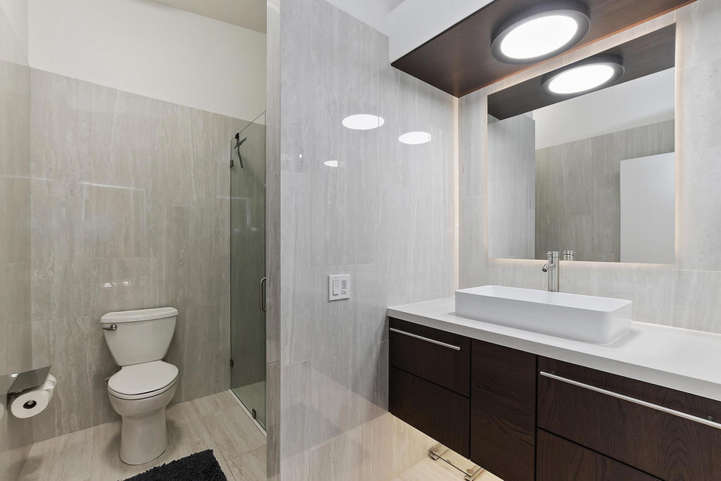 53675 Avenida Martinez