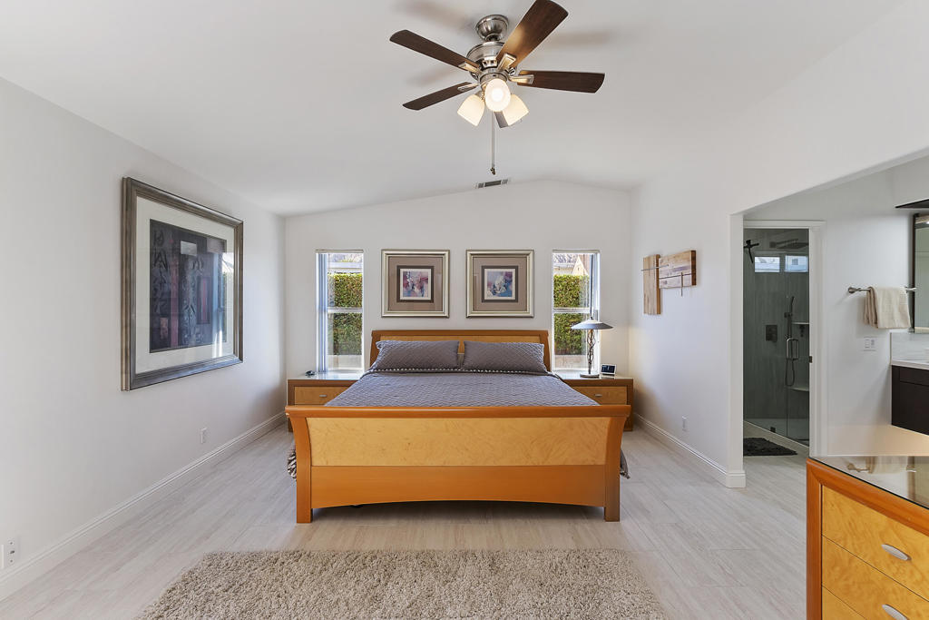 53675 Avenida Martinez