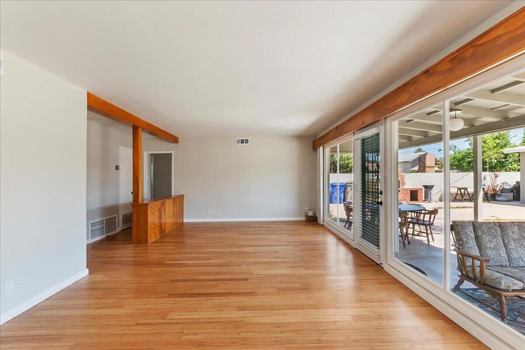 82013 Sierra Avenue A