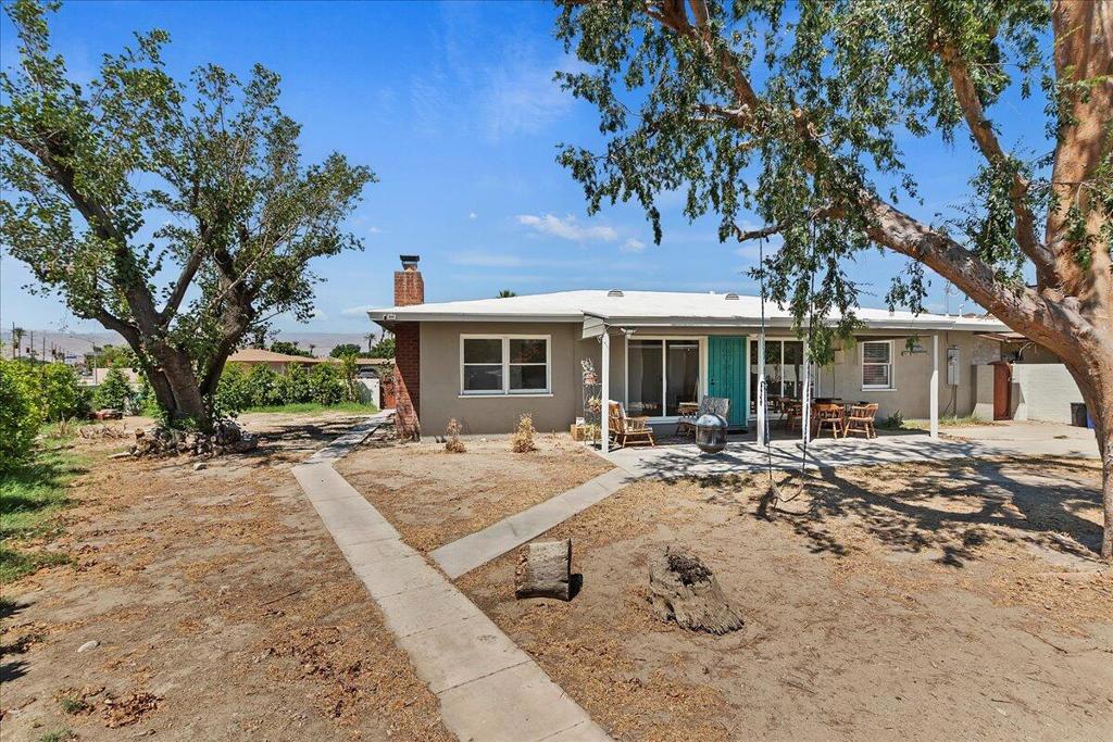 82013 Sierra Avenue A