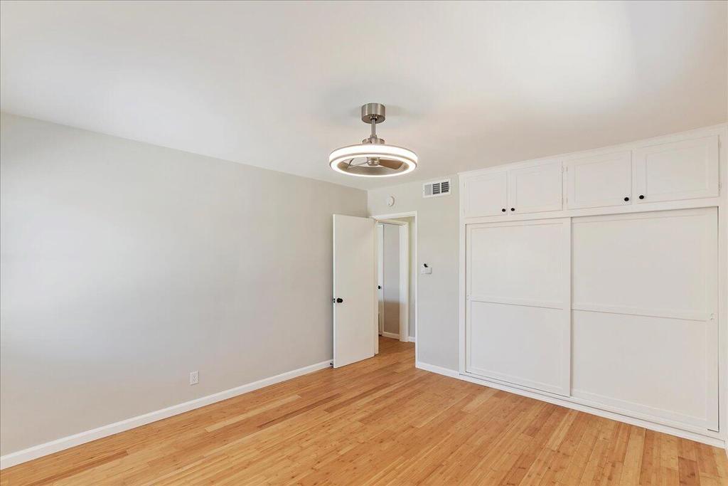 82013 Sierra Avenue A