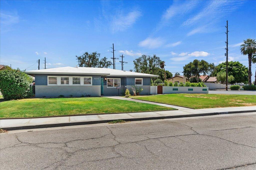 82013 Sierra Avenue A