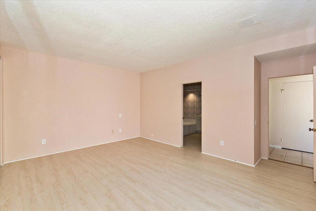 78136 Calle Norte