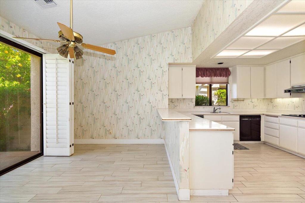 78136 Calle Norte