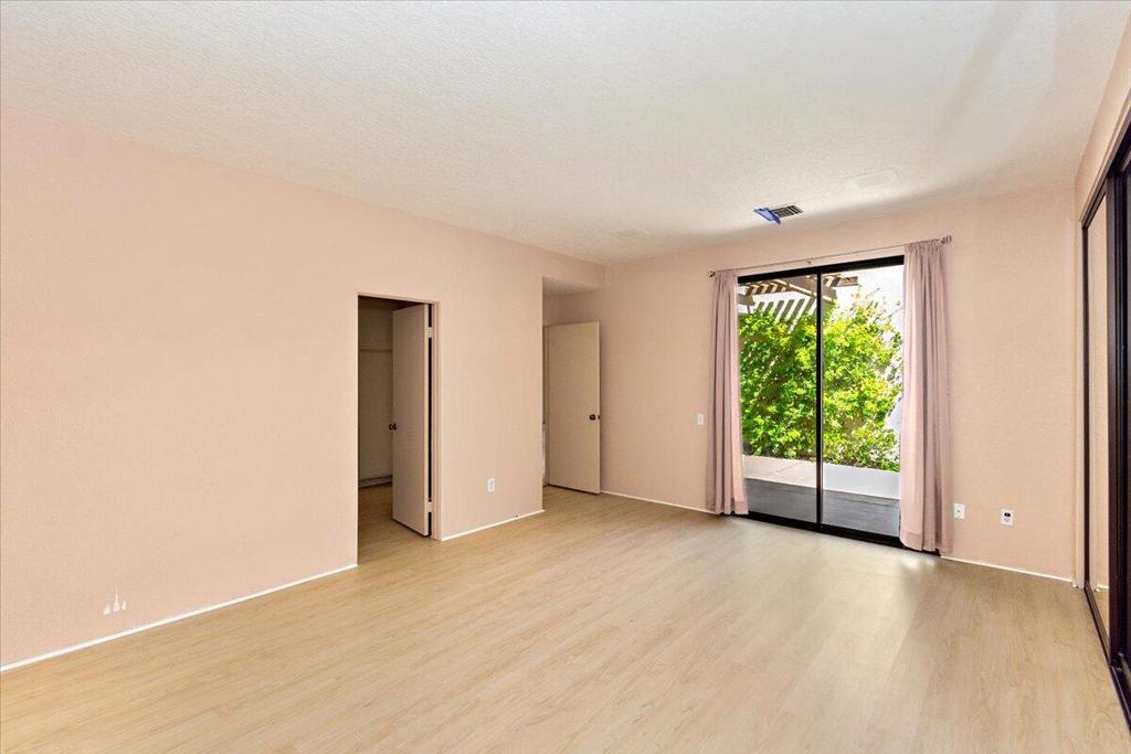 78136 Calle Norte