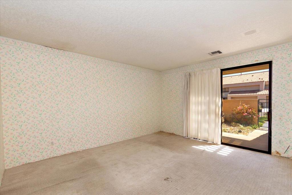 78136 Calle Norte