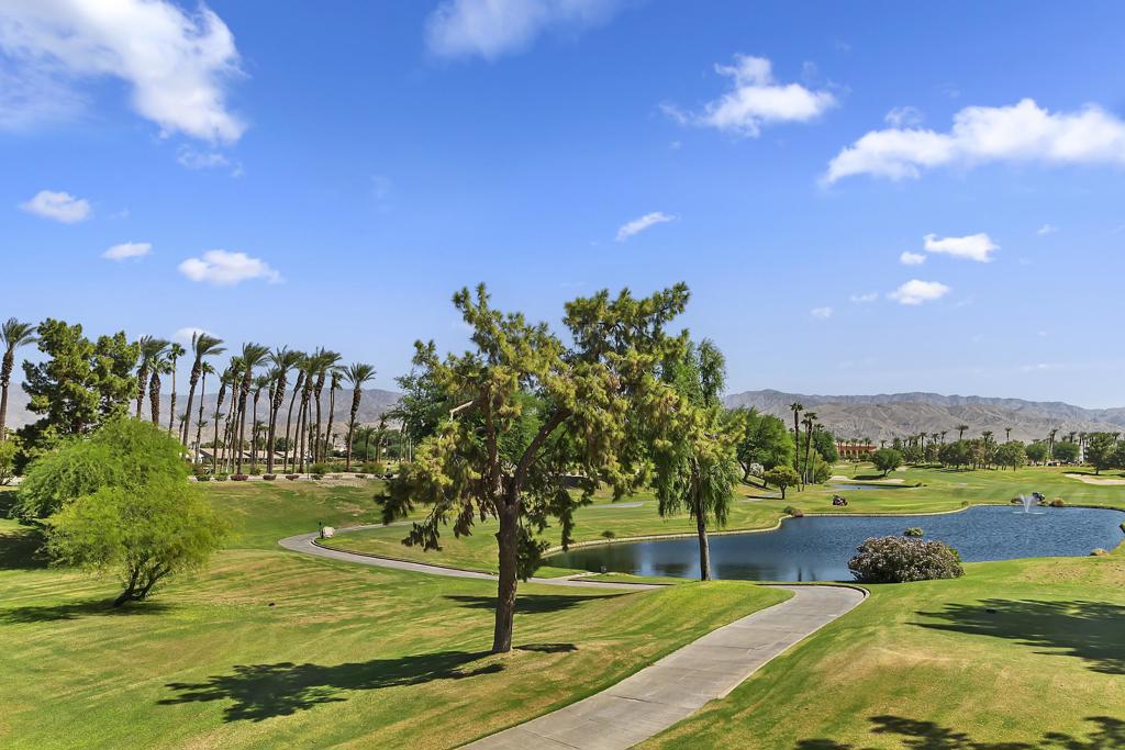 39335 Blossom Circle