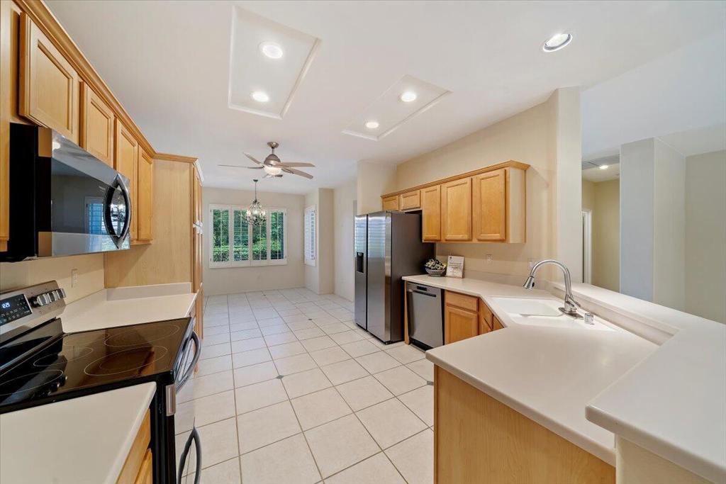 39335 Blossom Circle