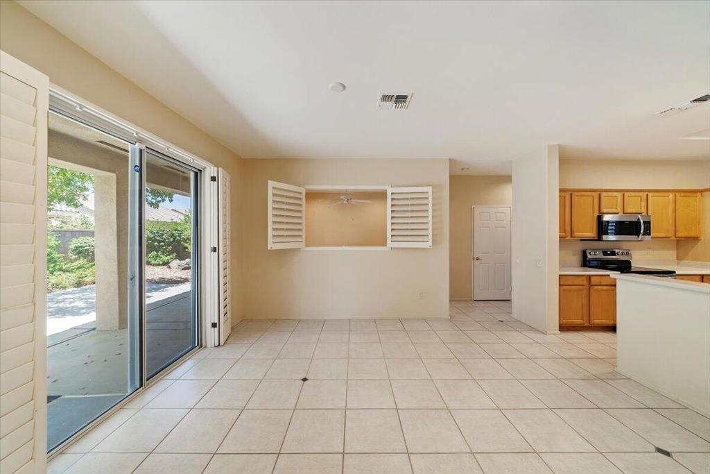 39335 Blossom Circle