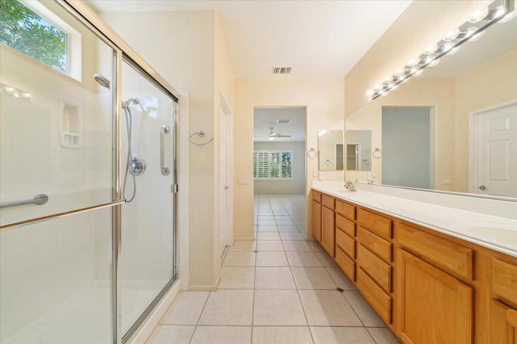 39335 Blossom Circle